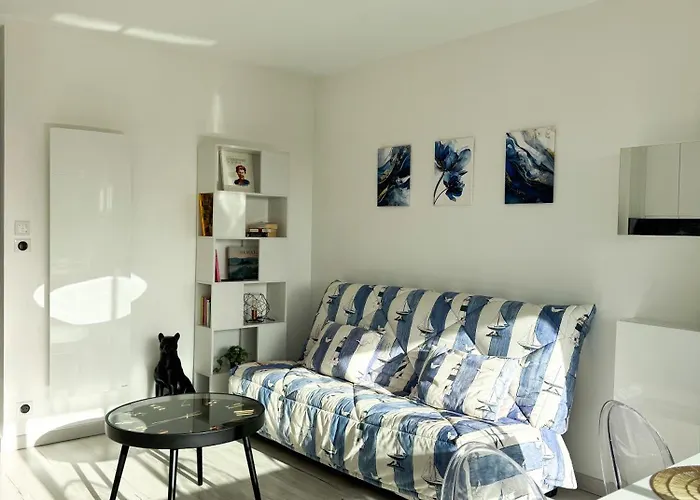 Les Remparts Sur - Domaine Des Roches A *