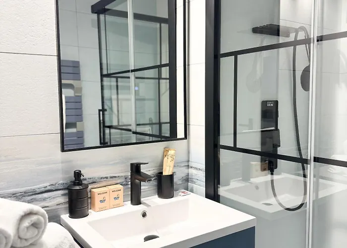 Les Remparts Sur - Domaine Des Roches A * טרוביל-סור-מאר