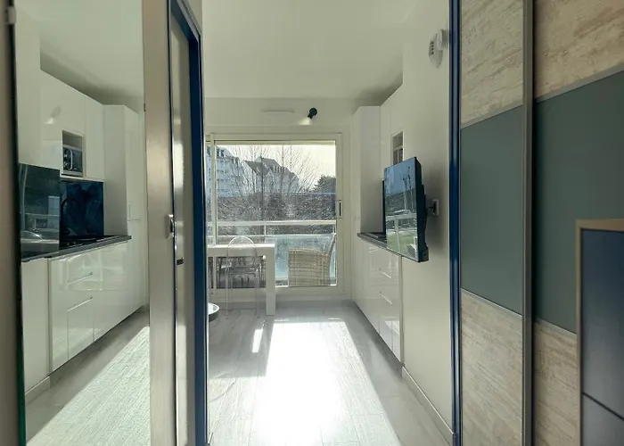 Les Remparts Sur - Domaine Des Roches A *