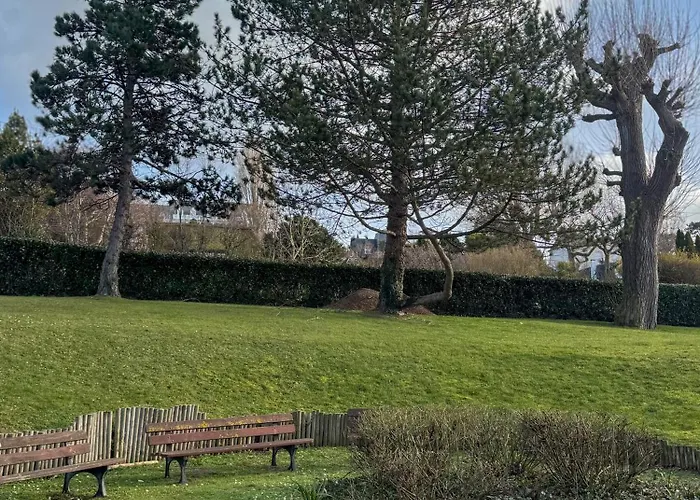 Les Remparts Sur - Domaine Des Roches A *